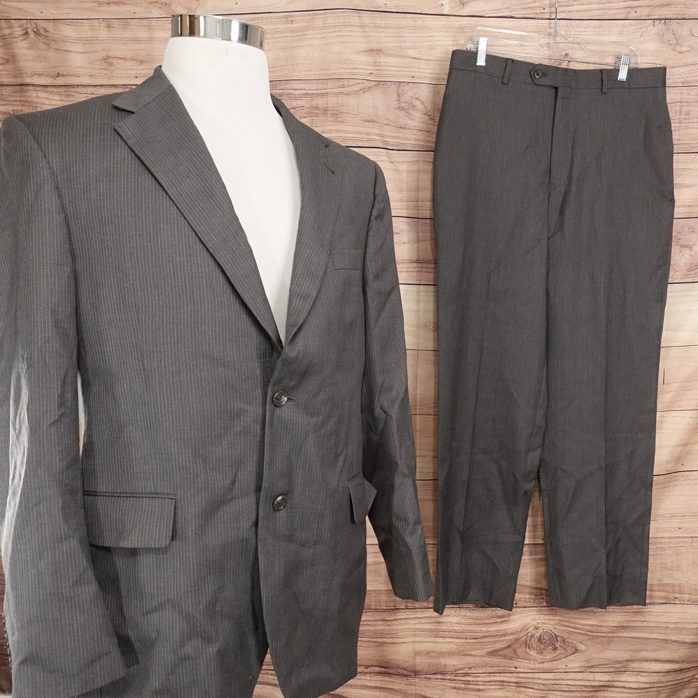 Jos. A. Bank Suit Mens 41R 34x30.5 Gray Wool Silk Pinstripe Classic Fit 2 Piece